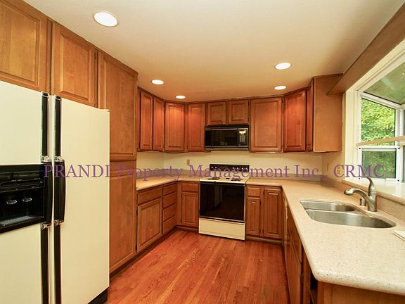 5th image of 65 Plata Ct