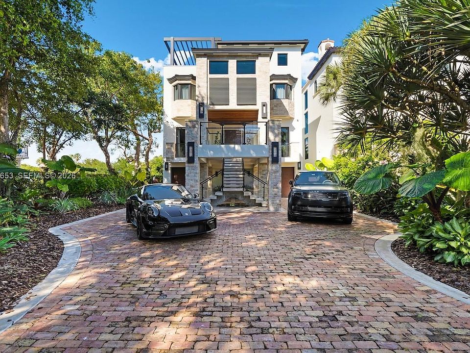 1st image of 5860 Paradise Point Dr