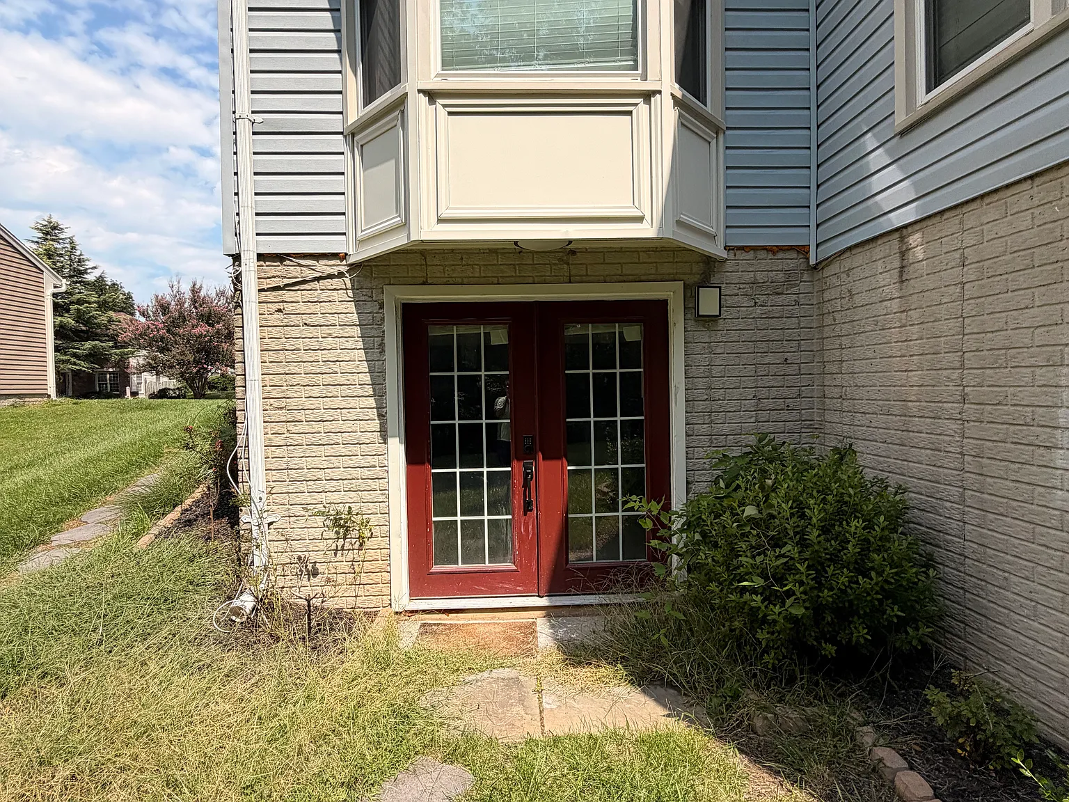 2 bed, 1400 sqft, $2,000 — Photo 3