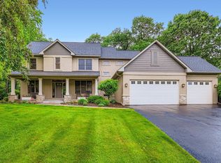 946 Wild Rose Ct, Eagan, MN 55123
