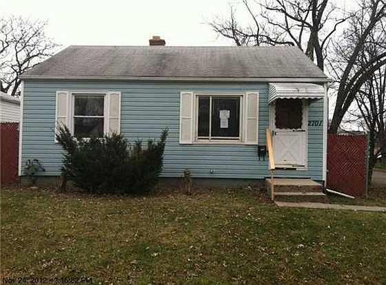 1st image of 2701 Homecroft Dr
