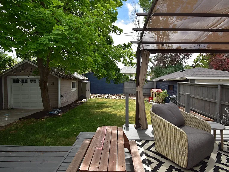854 E Kensington Ave — Photo 28