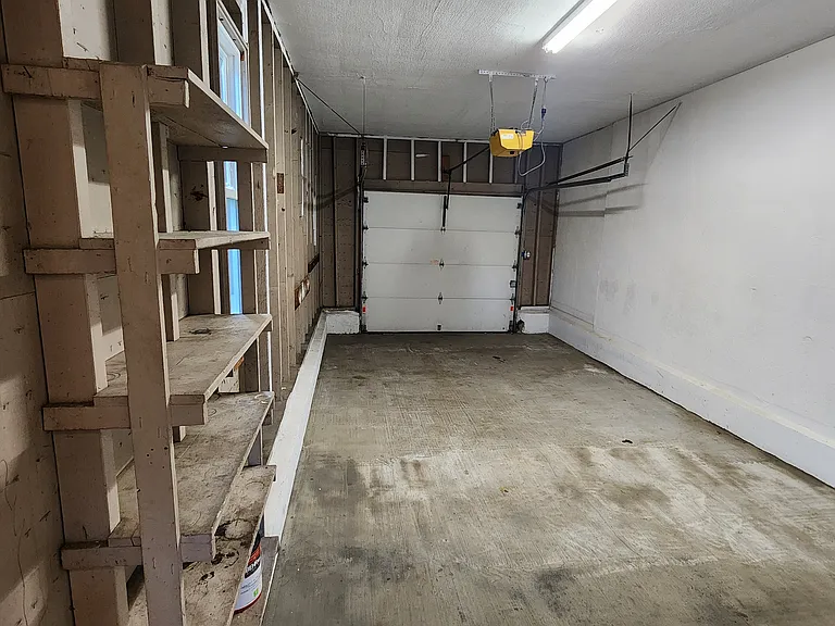 garage