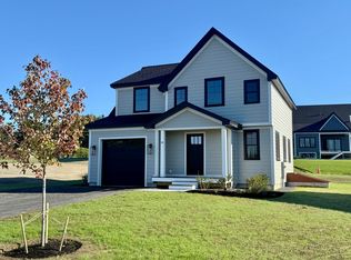 95 Owls Nest Rd, Portland, ME 04102