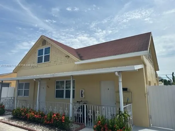274 E 9th St APT 4, Hialeah, FL 33010