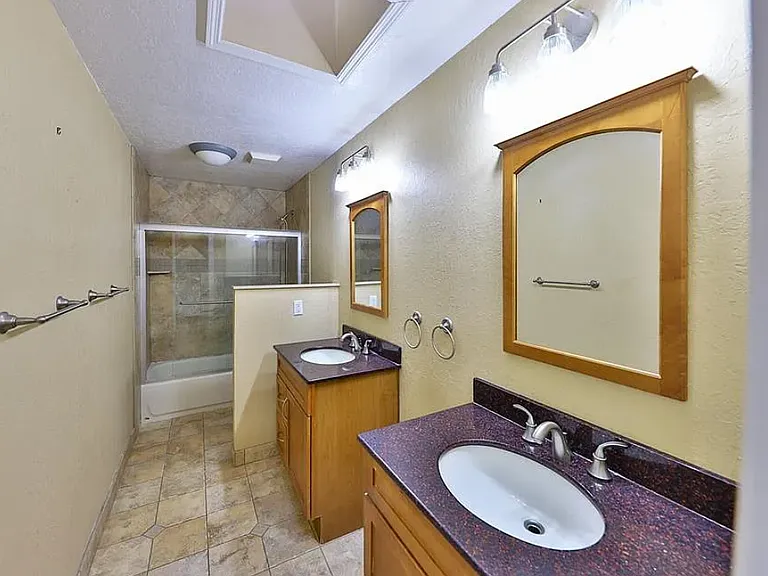 1000 Crooked Oak Ct — Photo 12