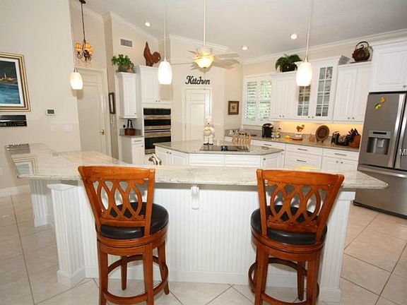 5th image of 2025 Butler Bay Dr N