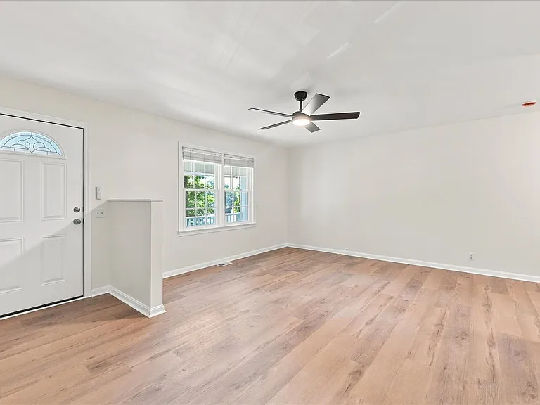 10100 Todd Mill Rd SE — Photo 3