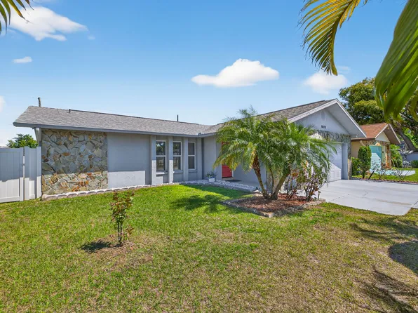 10275 113th St N, Largo, FL 33778