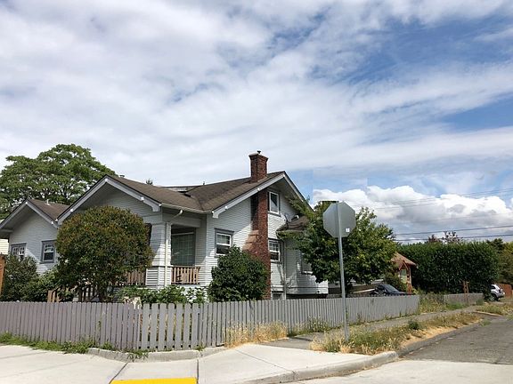 3rd image of 1731 Wetmore Ave