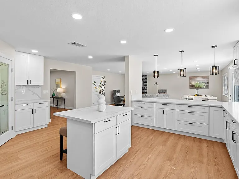 8366 Madison Ave — Photo 2