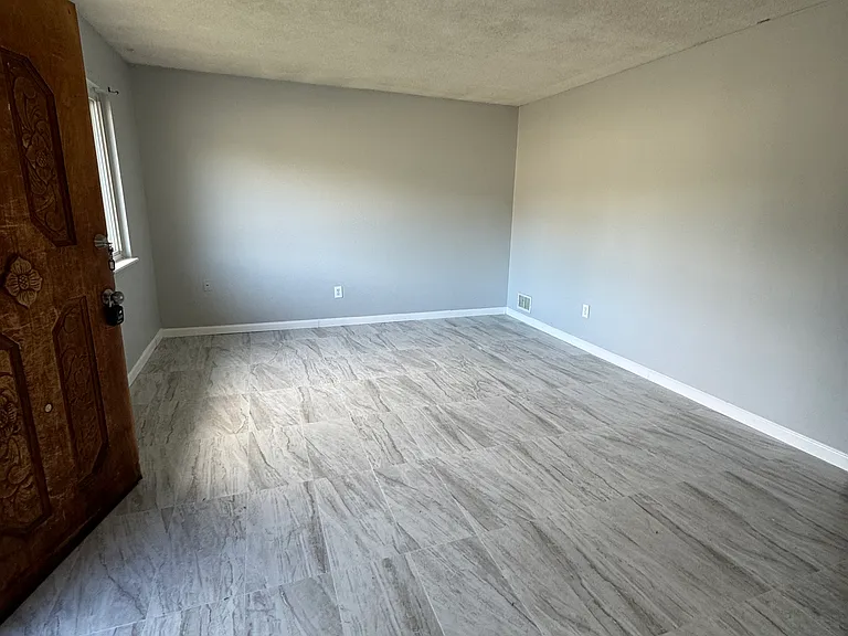 5140 S Gulley Rd — Photo 3