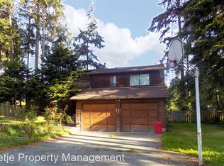 2115 Fireside Ln, Oak Harbor, WA 98277