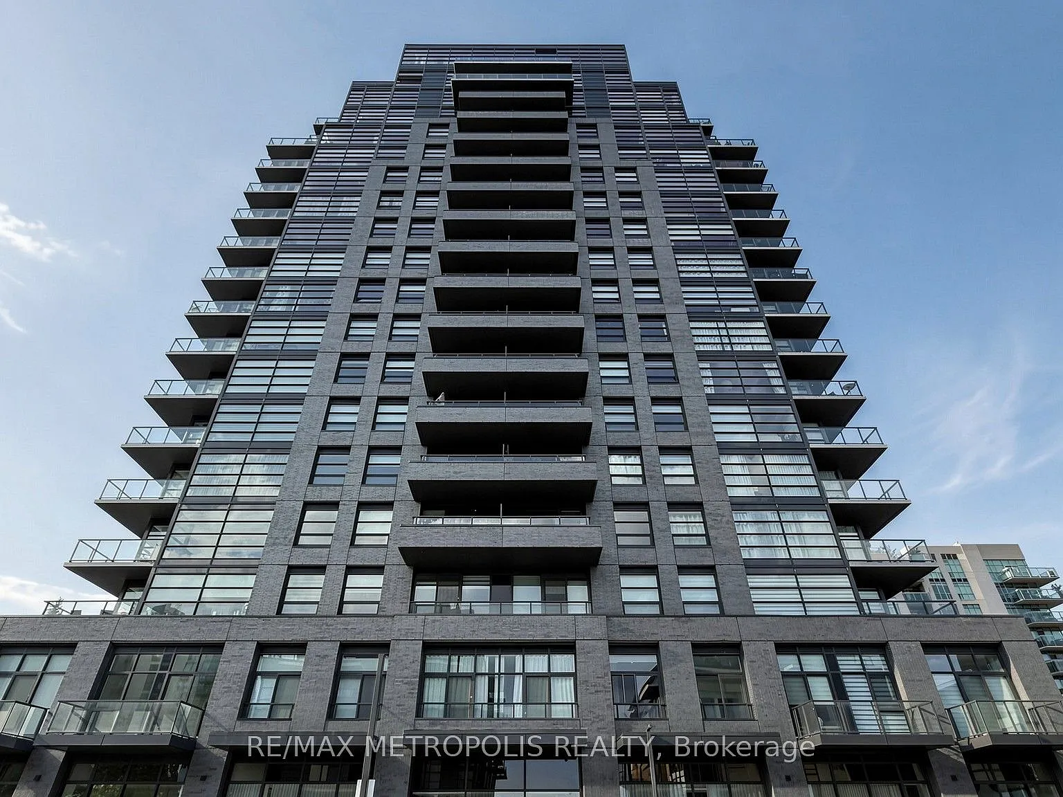 3 bed, $2,900 — Photo 3
