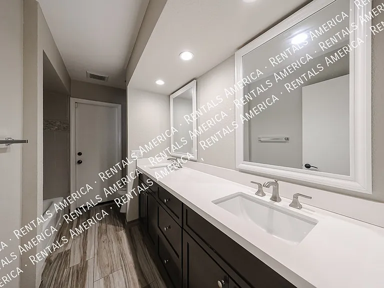 15811 E Richwood Ave — Photo 25