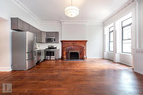 Rented by Living New York | media 17