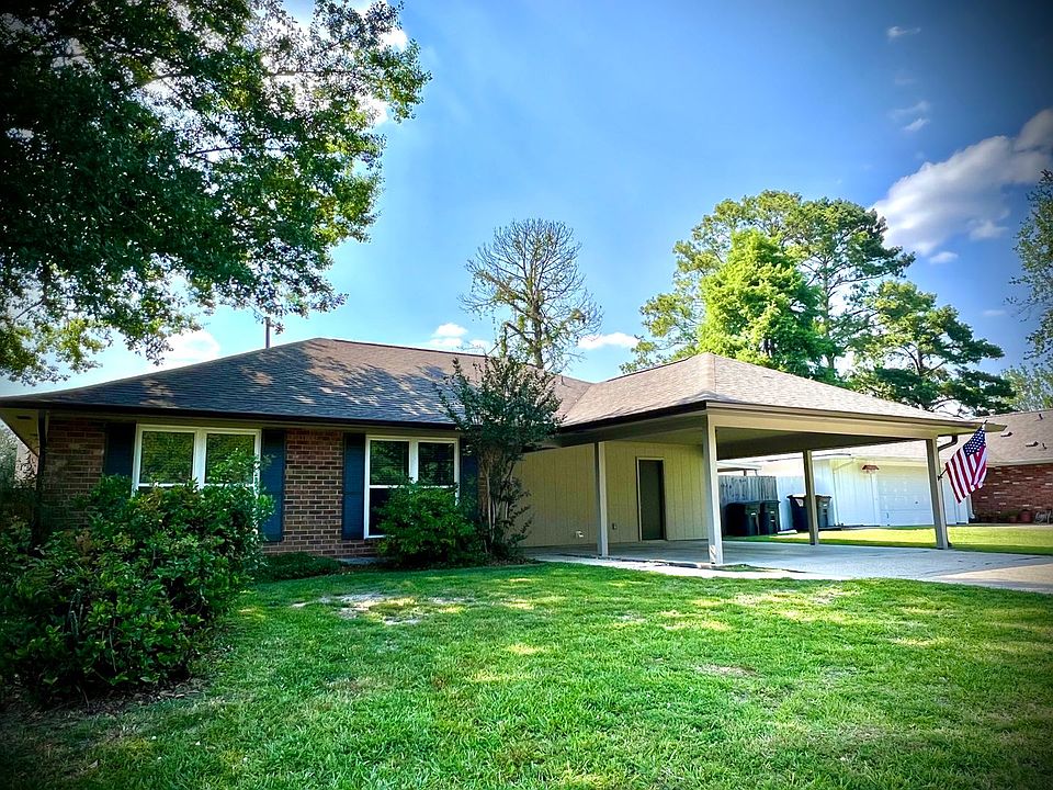 1st image of 1223 Quail Hollow Dr