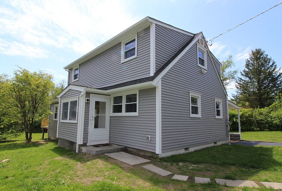 1st image of 543 Cross Hill Ln