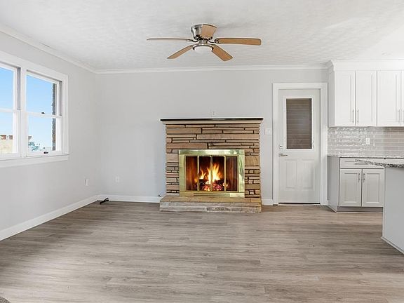 3rd image of 5935 Lathan Rd