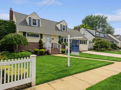 3792 Park Avenue, Seaford, NY, 11783