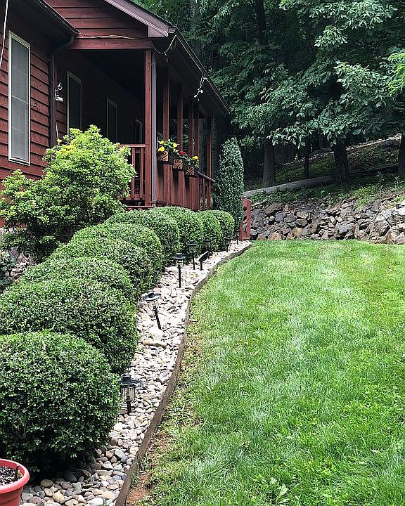 1st image of 250 Red Bud Ln