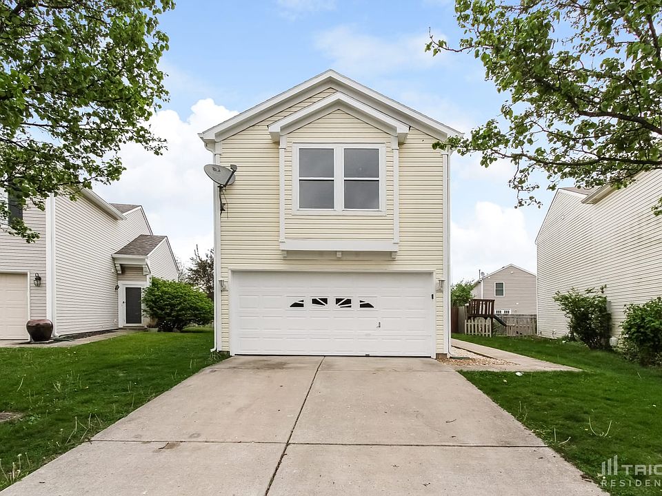 1st image of 4459 Connaught East Dr