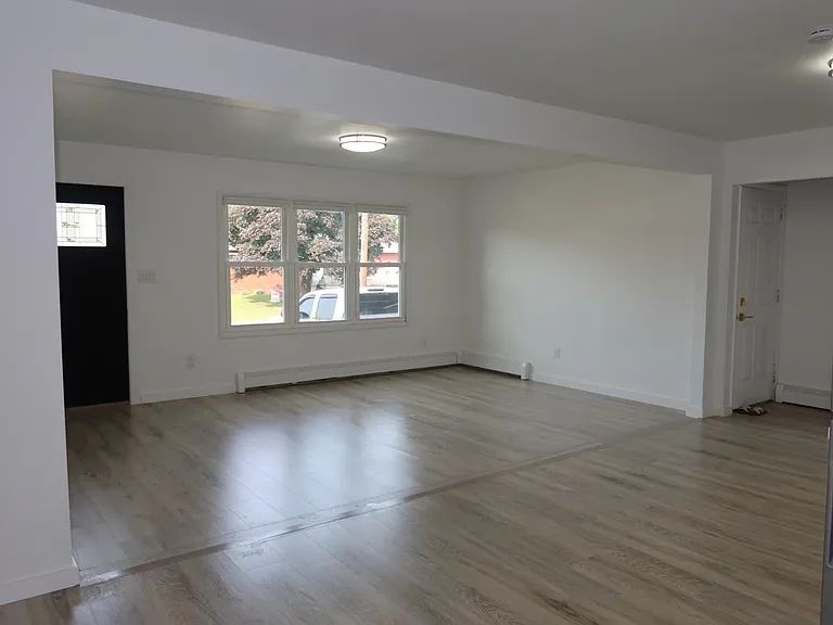 1st floor-Main Living room