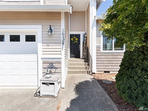 2nd image of 16328 Cascadian Ct SE