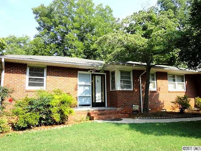 1st image of 1501 Cyrus Dr