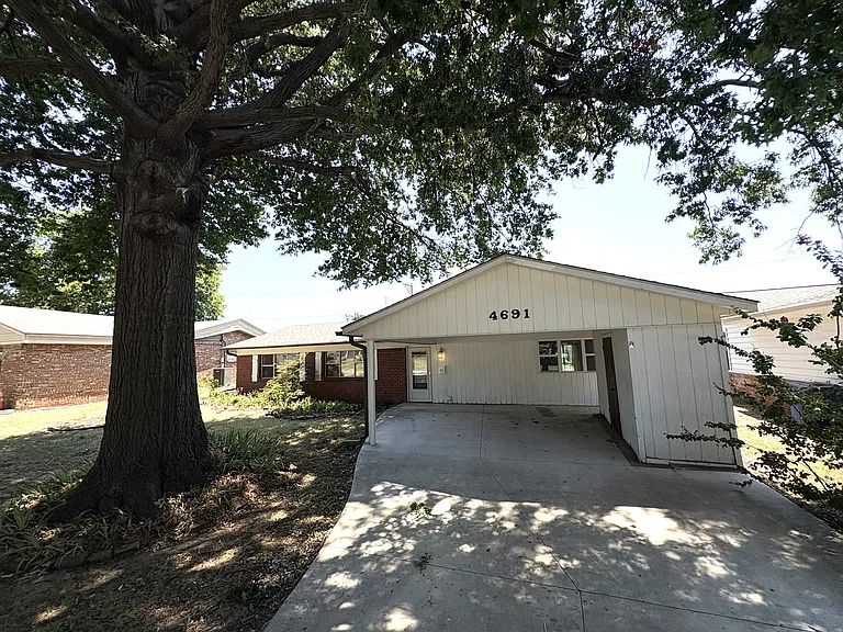 4691 S Winston Ave — Photo 3