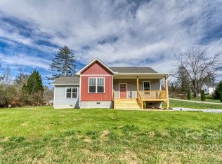 46 Kassandra Way, Hendersonville, NC 28739