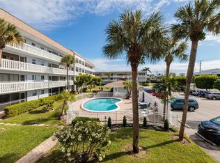 490 SE 19th Avenue #203, Pompano Beach, FL 33060