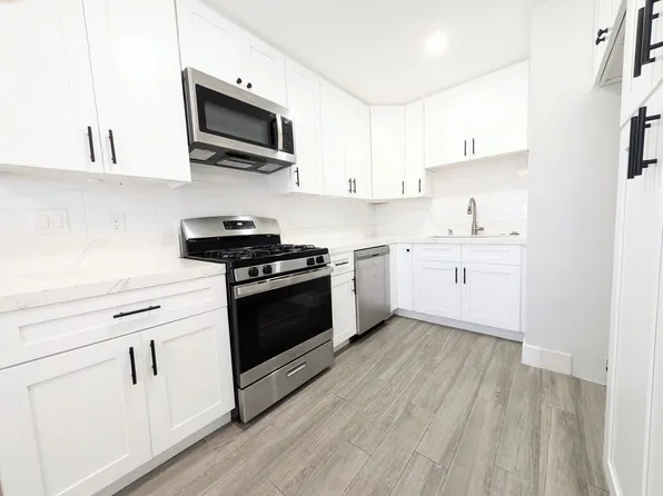 402 13th St #A-d, Huntington Beach, CA 92648
