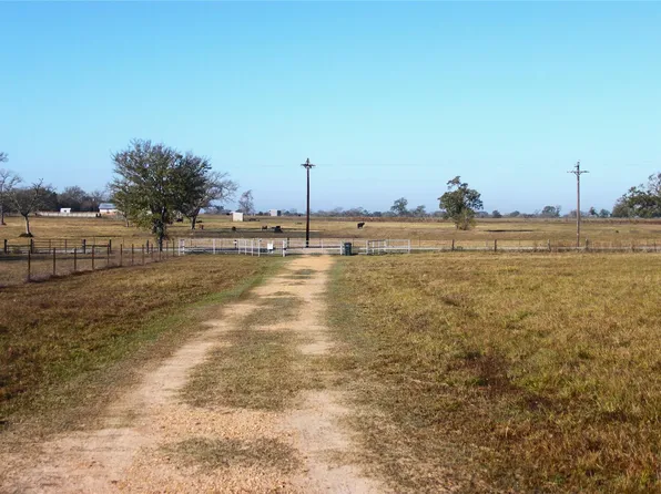 27134 Muckelroy Rd, Hempstead, TX 77445