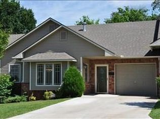 416 E 13th Ave, Augusta, KS 67010