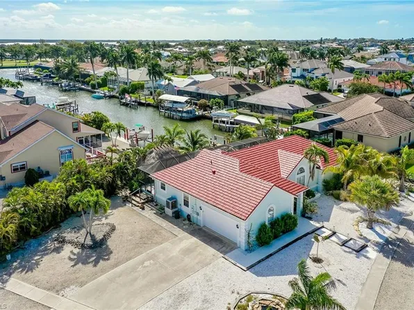 1601 Orleans CT, MARCO ISLAND, FL 34145