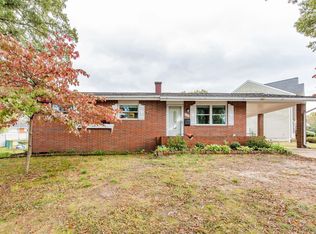 604 Eliot Rd, Pasadena, MD 21122