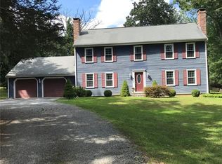 27 Coachman Pike, Ledyard, CT 06339