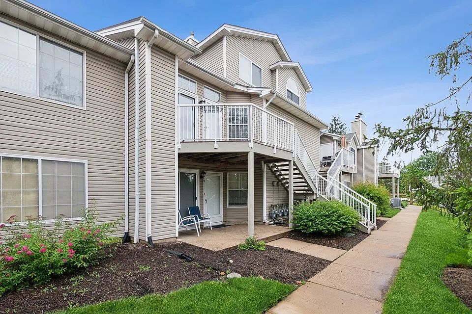 1st image of 4 Ray Ct