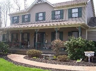 19 Hickory Dr, Quarryville, PA 17566