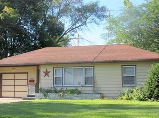 760 W 5th St, Garner, IA 50438