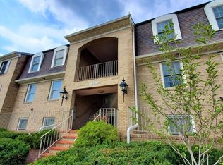 10716 Kings Riding Way APT 202, North Bethesda, MD 20852
