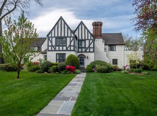 55 Elizabeth Rd, New Rochelle, NY 10804