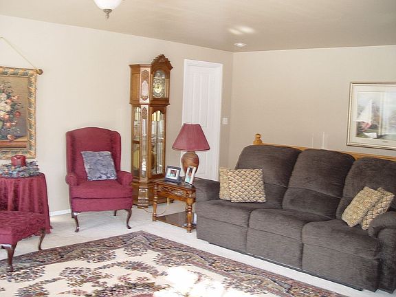 Formal Living room