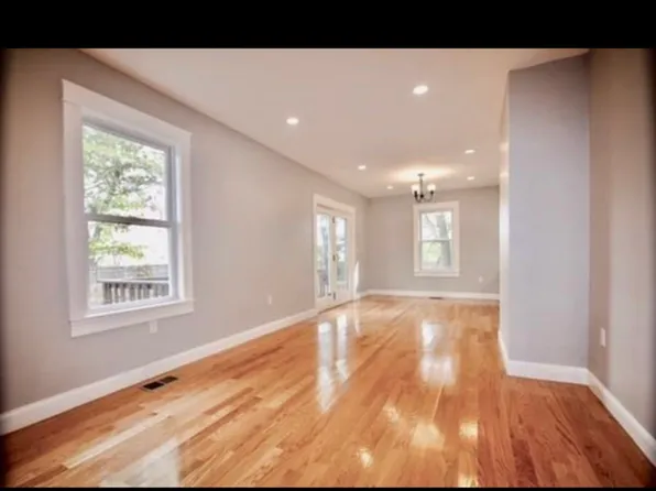 5 Vincent Ter, Saugus, MA 01906