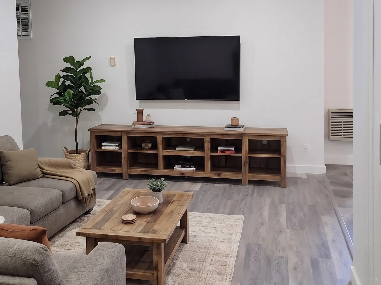 2 bed, 1100 sqft, $2,395 — Photo 1