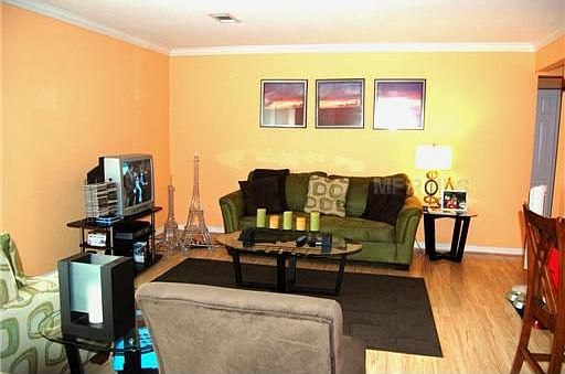 2nd image of 758 45th St