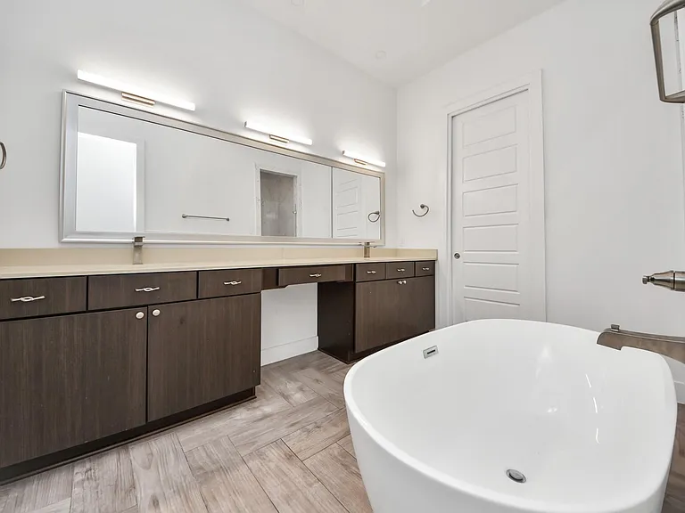 1703 Cedrocanna Ln — Photo 28