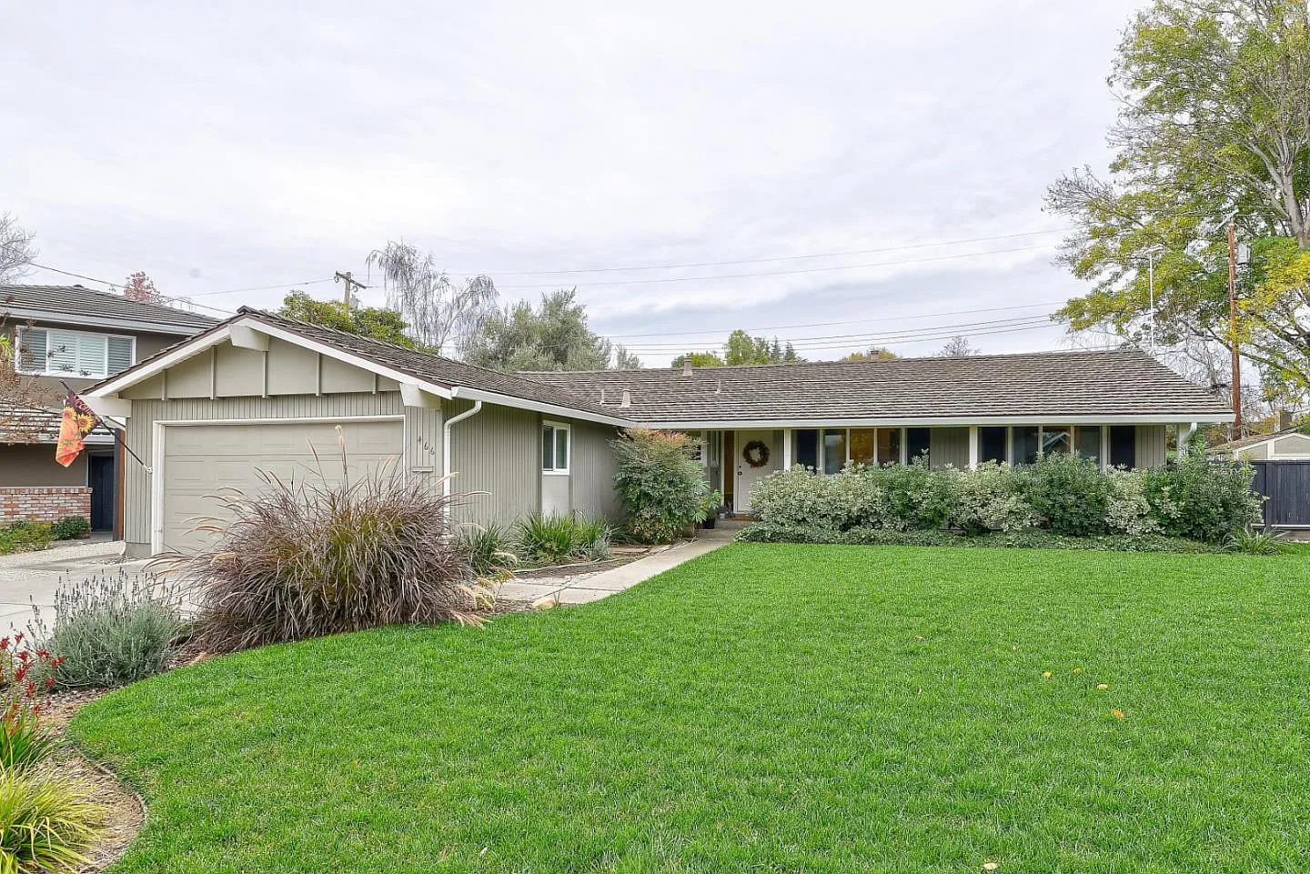 466 Muriel Ct photo 1