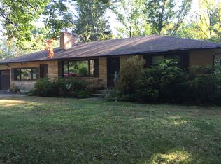3381 Old Lakeview Rd, Hamburg, NY 14075